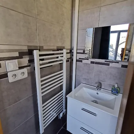 2 Personnes Apartment *